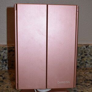 deweisn Dresser Mount Tri-Fold Lighted Vanity Mirror with 21 LED Lights